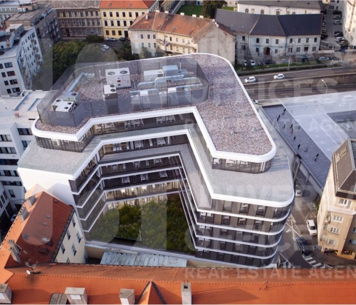 Uniq Staromestská