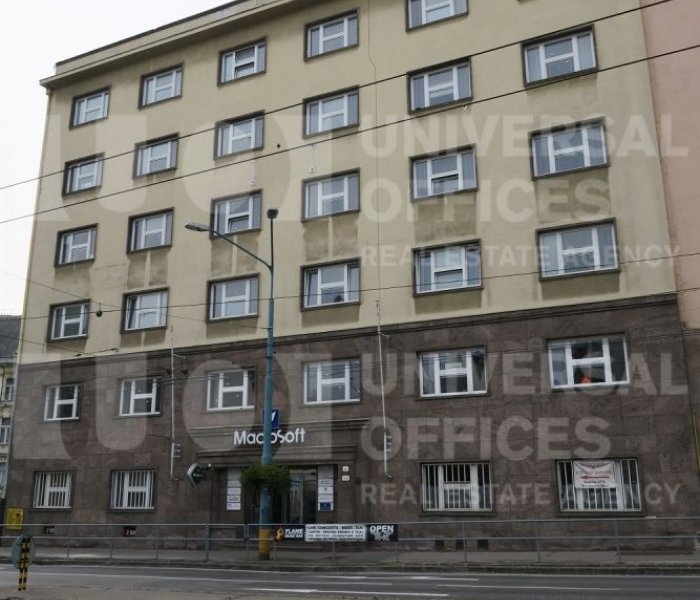 Administratívna budova Štefánikova - J2