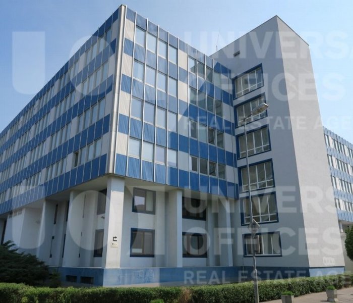 Administratívna budova Nevadzova