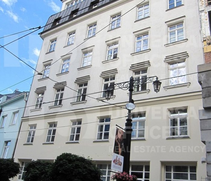 Administratívna budova Mostová