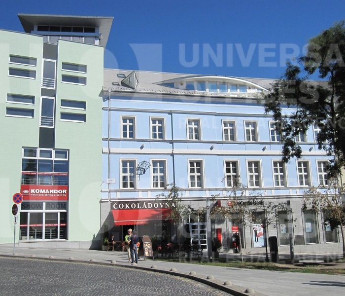 Administratívna budova Hurbanovo Nám.